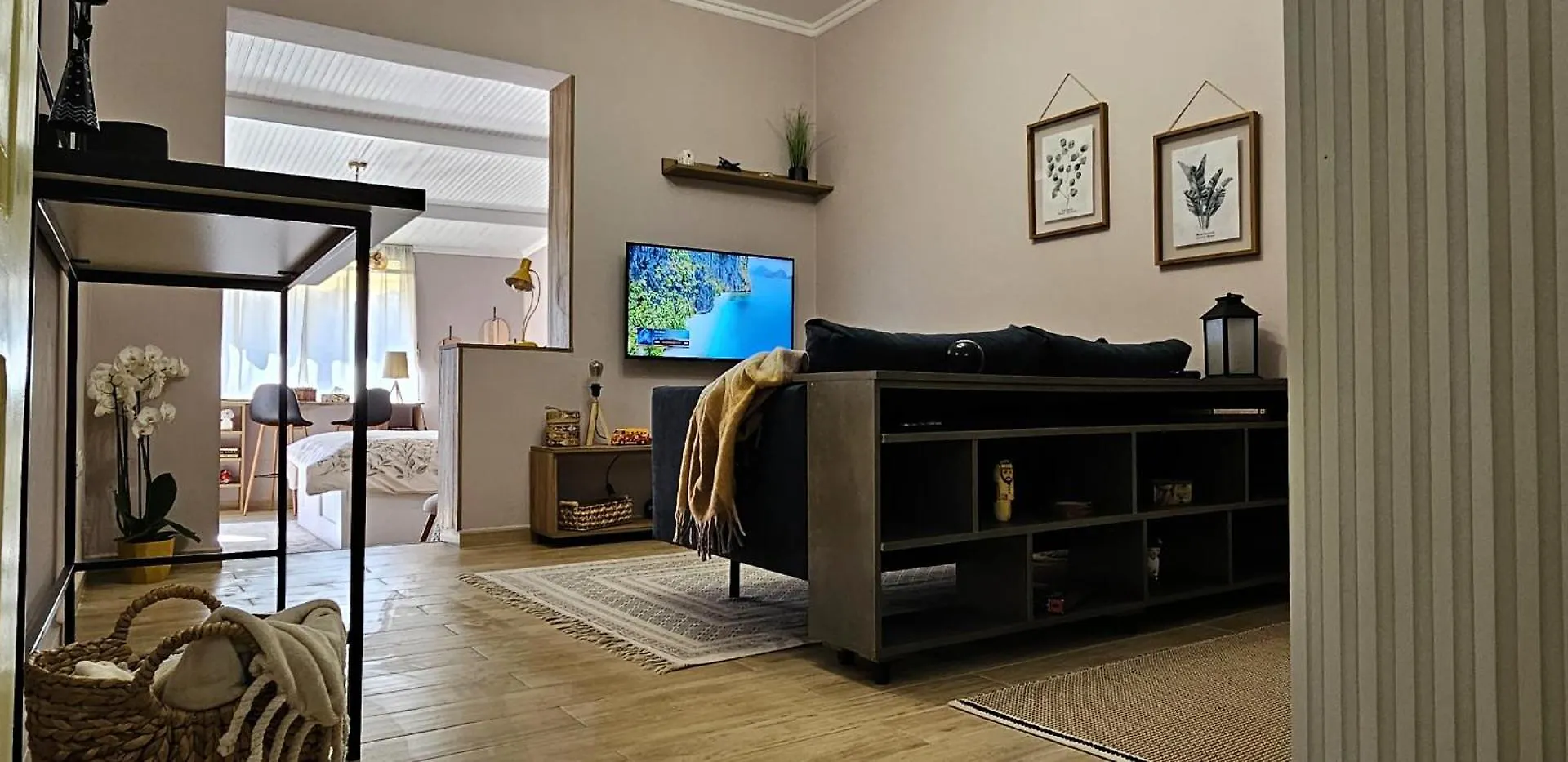 Nuci'S Place 3, Cozy 1 Bedroom Apartment With Balcony Near Bllok Tirana