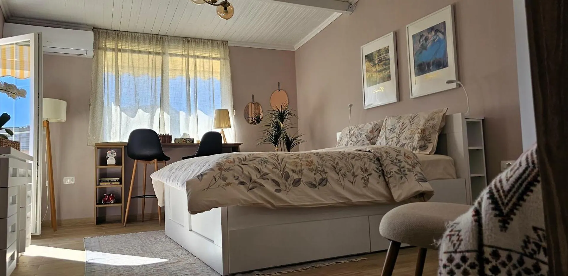 Nuci'S Place 3, Cozy 1 Bedroom Apartment With Balcony Near Bllok Tirana